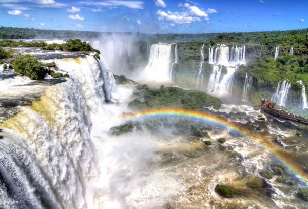 Cataratas do Iguaçu: Lado Brasileiro ou Lado Argentino?